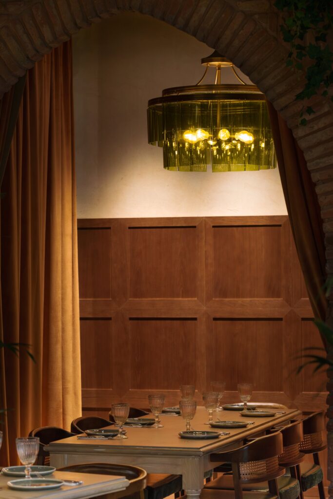 Vakhtanguri restaurant interior