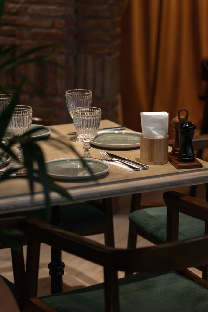 Vakhtanguri restaurant interior
